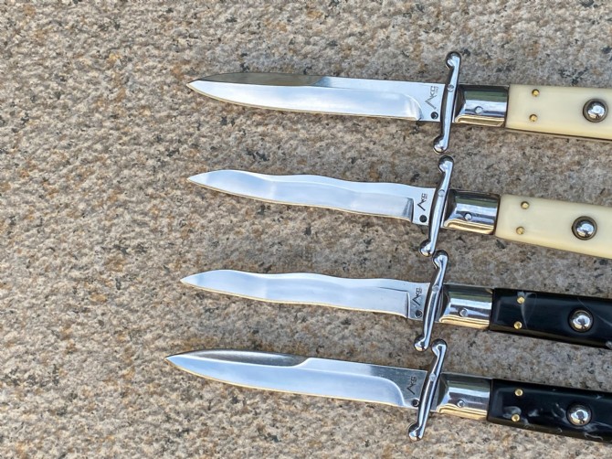 New version of 11-inch Mafia jumping knife (with tail lock)