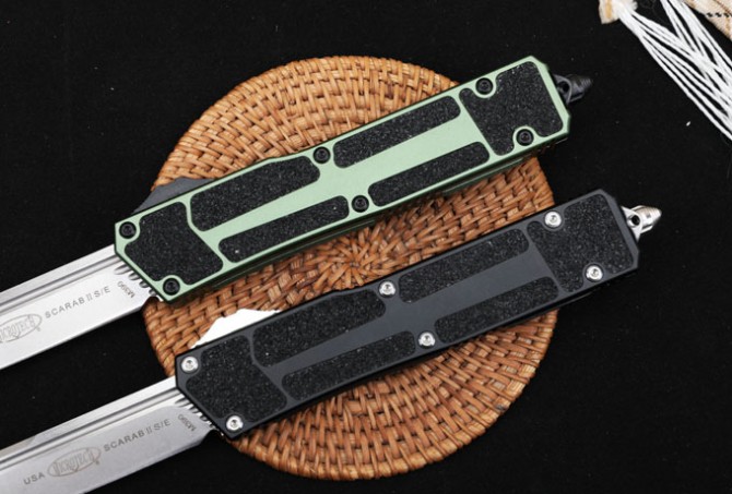 Microtech Navy Beetle (2)