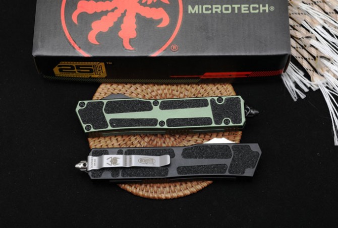 Microtech Navy Beetle (2)