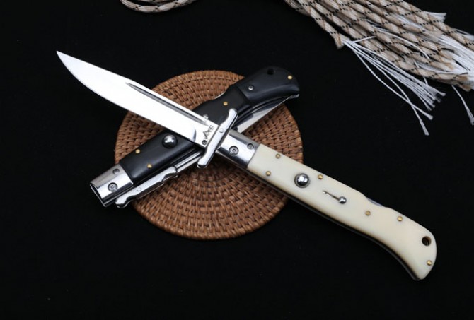 Patriot AKC Jump Knife (1)