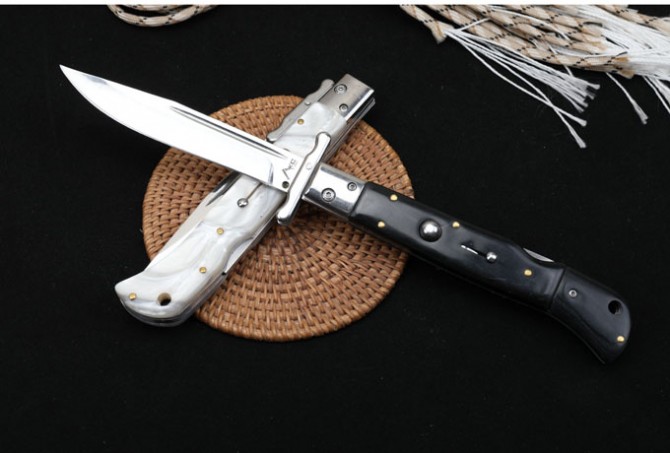 Patriot AKC Jump Knife (1)