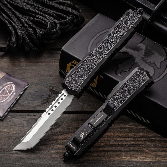 Microtech Micro Technology 2022 New Product Navy Ant DLC Shadow Hand Signed Edition