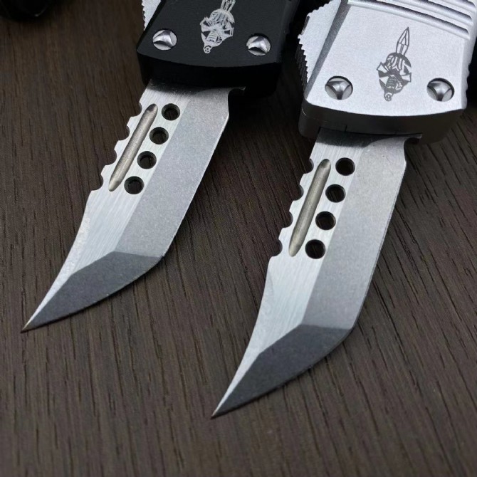 Microtech Mini Dragon Cerberus