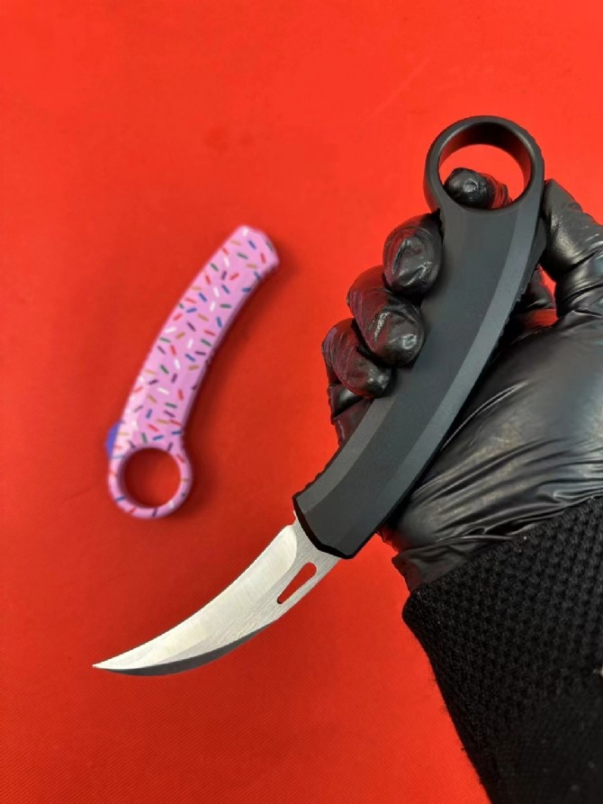 Microtech Donut Jumping Claw Soul Moving Claw