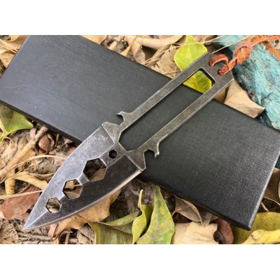 Outdoor steam extraction tool survival knife