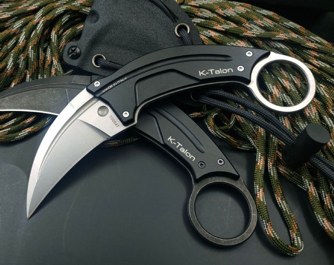 Extreme forceExtrema ratio k-Talon 006 claw knife