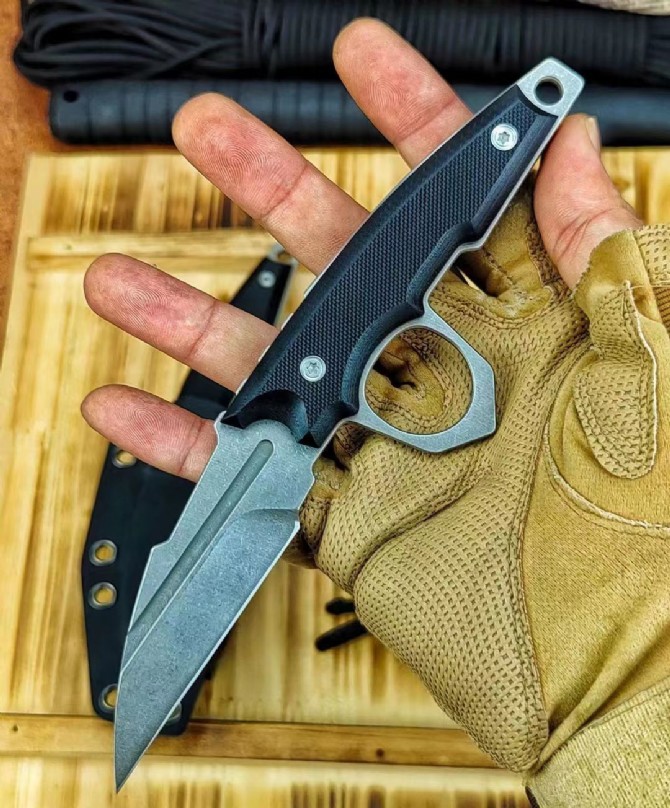 New [Athlon] Self-Defense Tactical Ring Knife