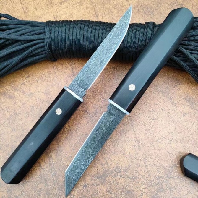 Damascus Black Version - Night King (Out-of-body Lock Blade) Damascus Black Version