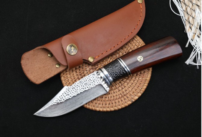 Black Face Warrior – Damascus Steel