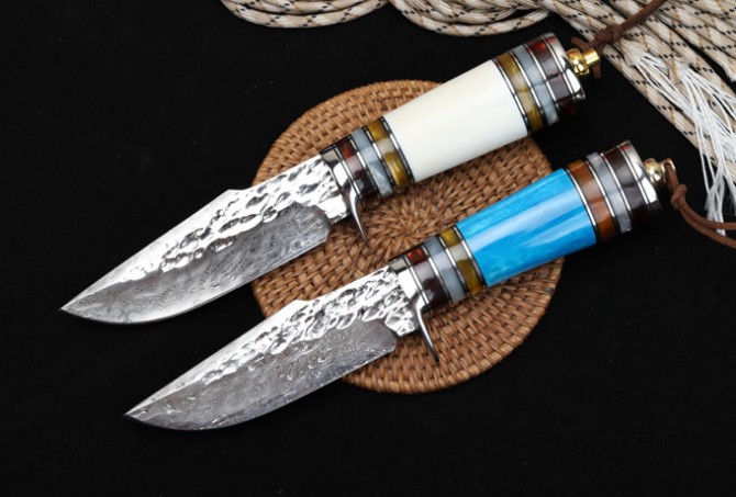 Damascus-Little Samurai forged handmade knife (pointed version)