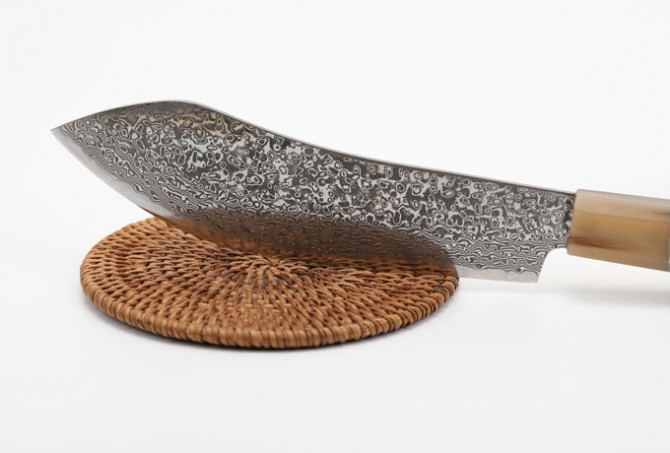 Eggplant - Extra Sharp Damascus Kitchen Knife