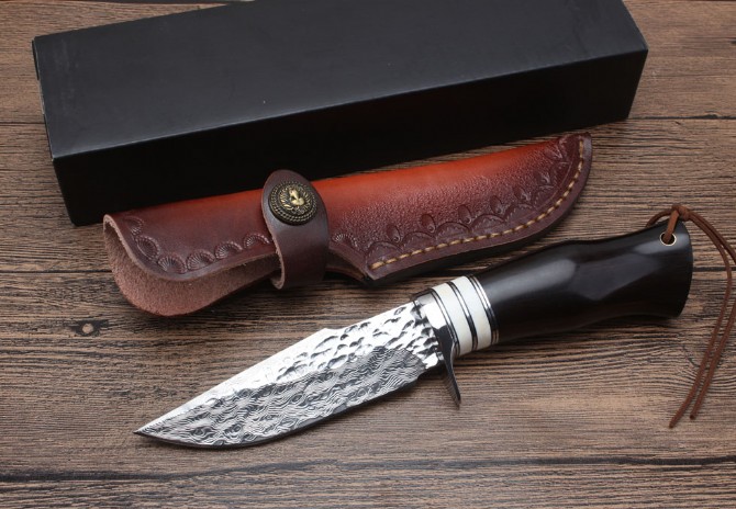 Damascus-Game Forged Handmade Hunting Knife