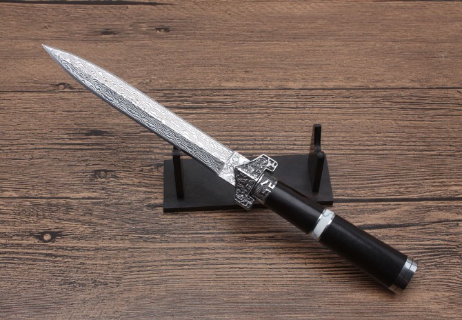 Damascus Supreme Small Sword (note that the blade pattern has been changed)