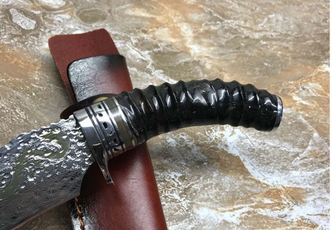 Tenglong-Damascus handmade knife (black sheep horn handle)