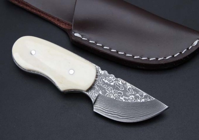 Animal bone handle - Damascus mini dagger