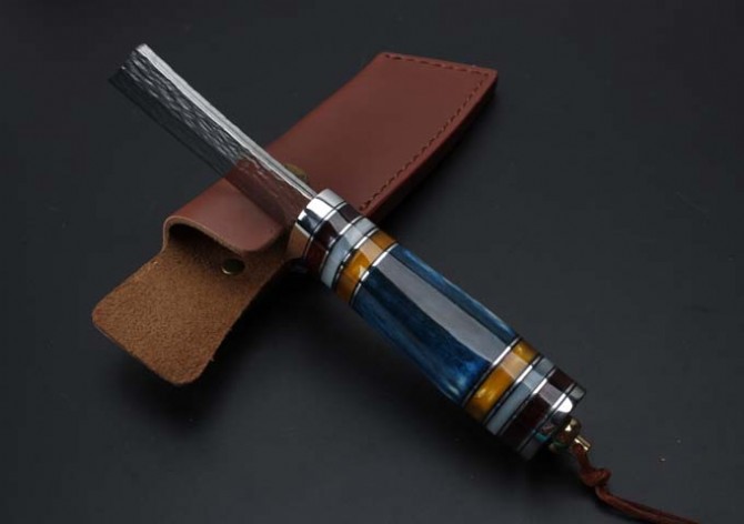 Damascus-Little Samurai Forges Handmade Knife