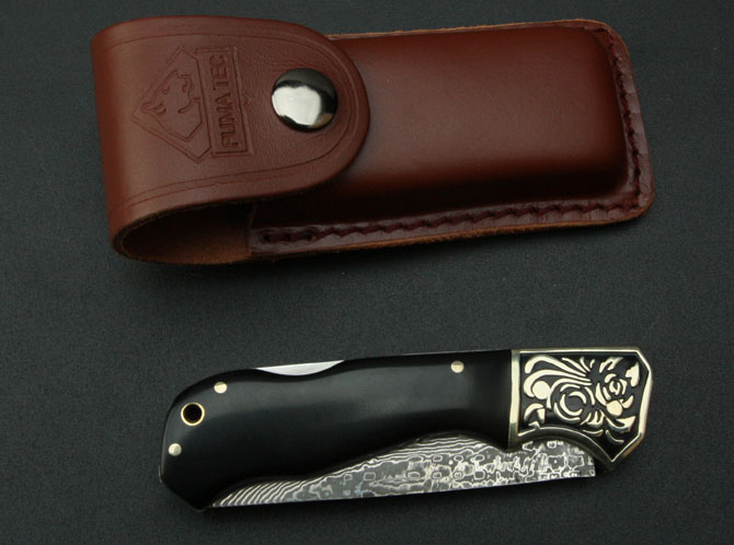 Damascus—Black Horn No. 1 (concave handle)