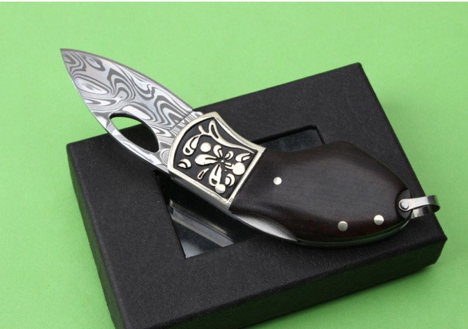 Imported Swedish powder Damascus folding knife