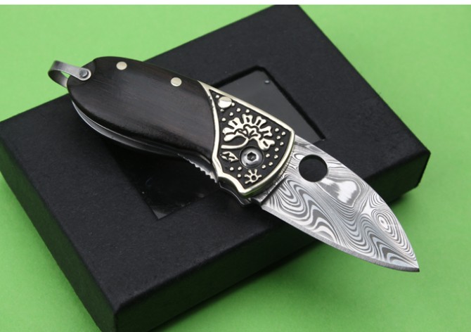 Swedish Powder Damascus Folding Knife (Big QQ)