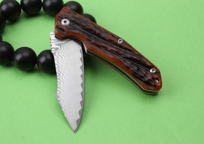 Thomas-City Hunter (Damascus Folding Knife)