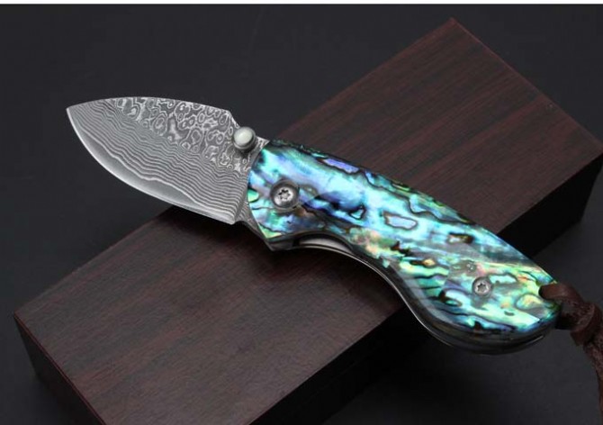 Damascus Collectible Knife