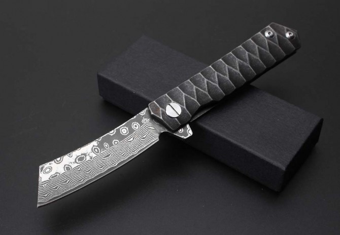 Razor (Damascus steel)