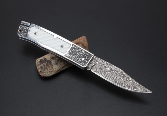 Damascus steel - Solo folding knife