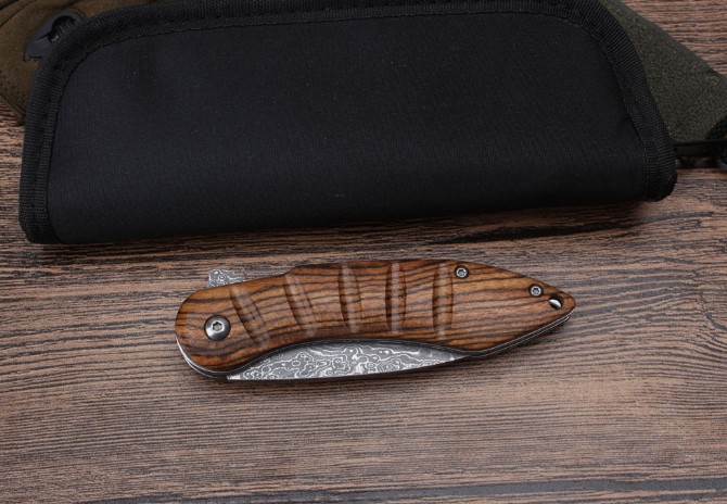 Moscow Rosewood Damascus Bearing Quick Opening Folding Knife (006)