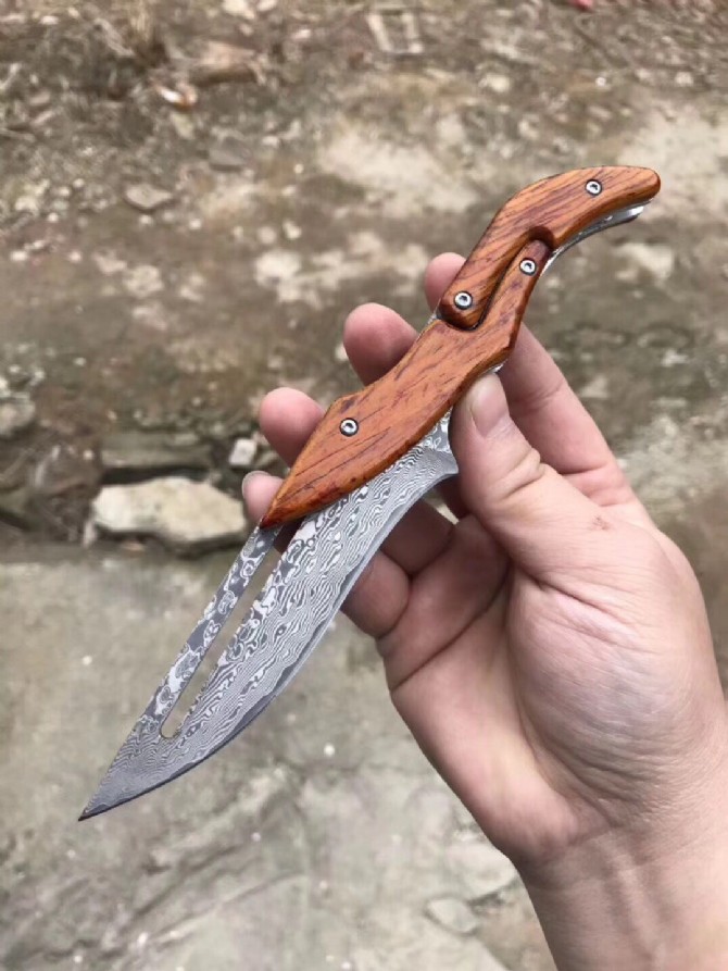 2019 latest Damascus mechanical straight knife