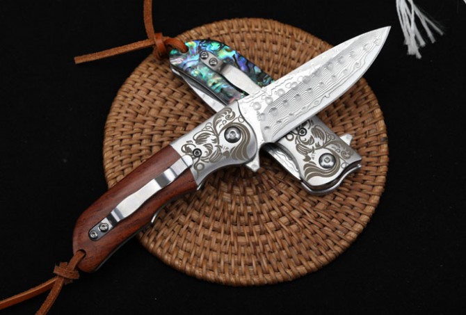 Monkey - Quick Folding Knife (Damascus Steel)