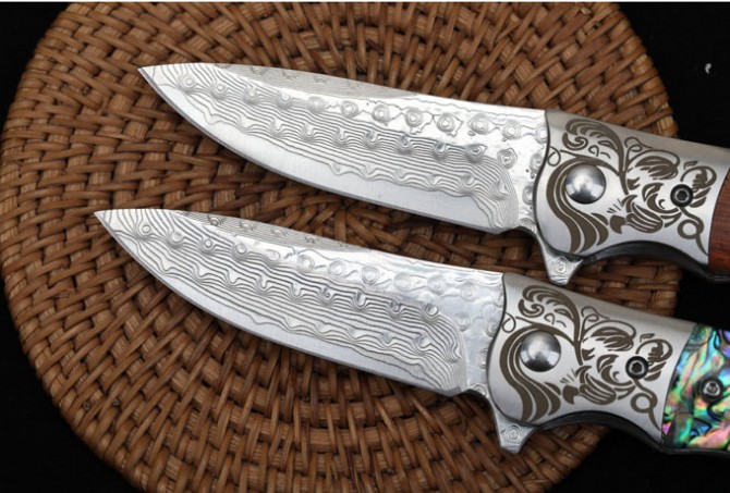 Monkey - Quick Folding Knife (Damascus Steel)