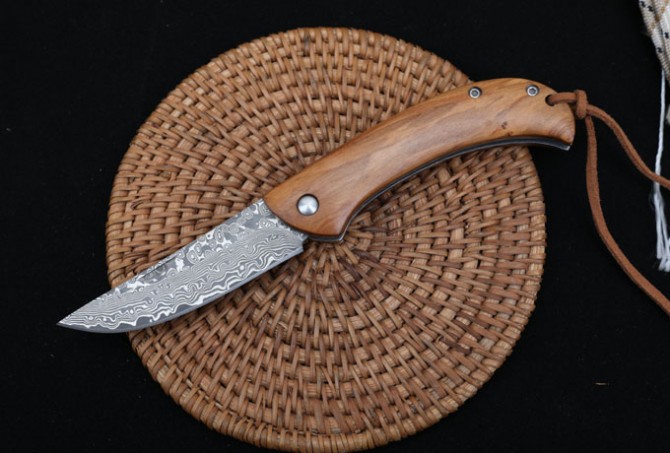 Damascus - Roxa Classic Folding Knife (Glass Bead Lock)