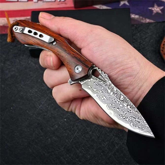 VG10 Damascus-Flounder Folding Knife