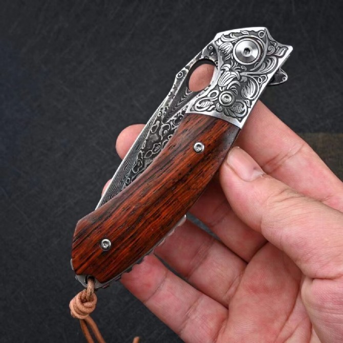 VG10 Damascus-Red Folding Knife