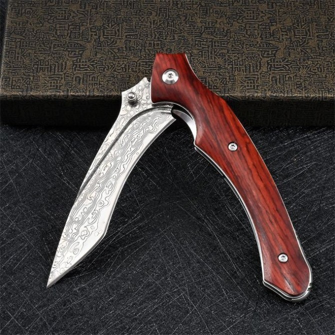 VG10 Damascus – Flamingo Folding Knife