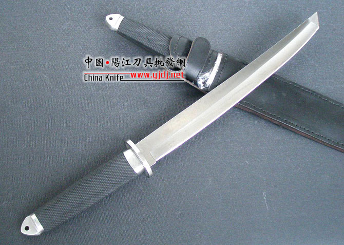 Fine imitation large three-beautiful samurai sword (leather scabbard)