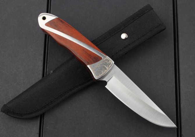 Savage—K308C fixed knife